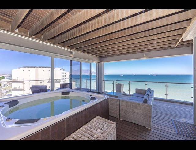 4 BEDROOM APARTMENT FOR SALE IN BLOUBERG BEACHFRONT